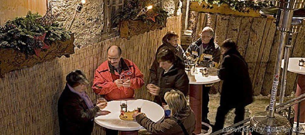 Petit Helvetia Budget Hotel Zermatt Restauracja zdjęcie