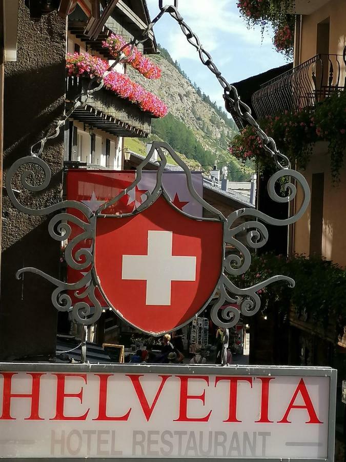 Petit Helvetia Budget Hotel Zermatt Zewnętrze zdjęcie